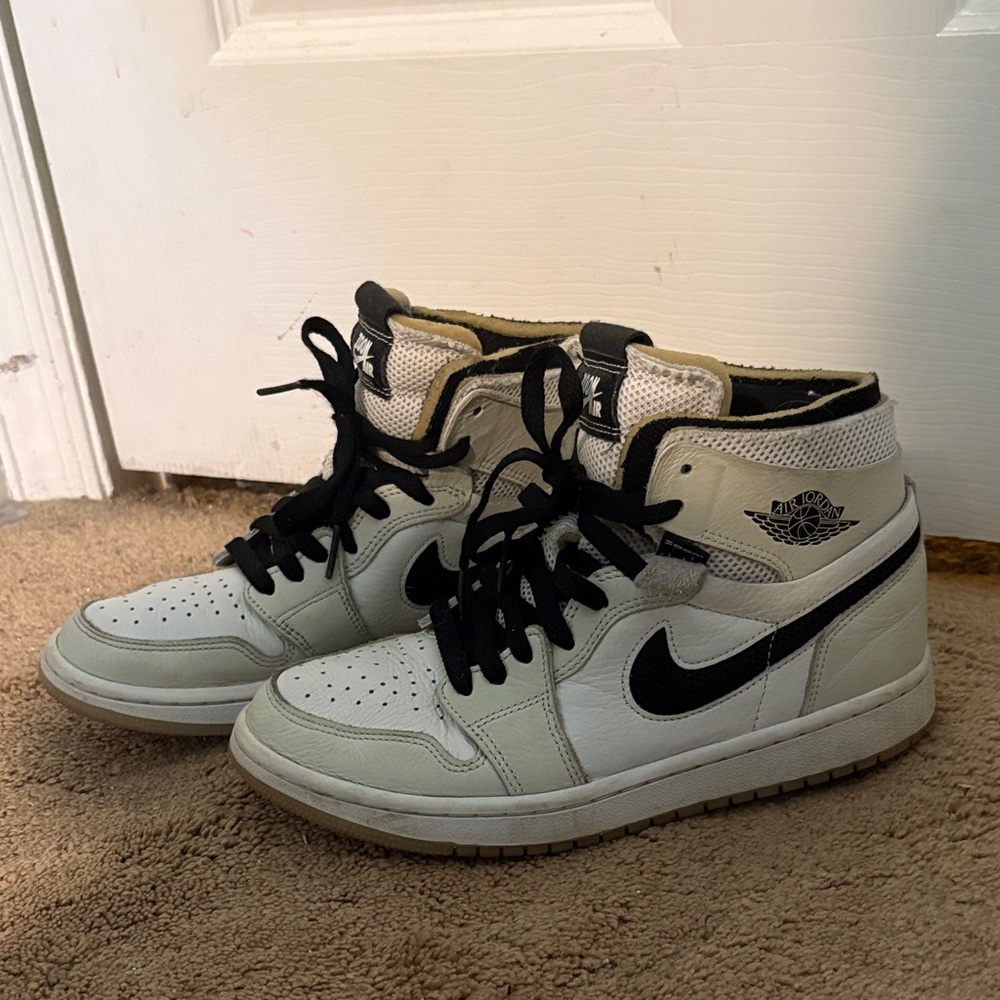Nike High-Top Sneakers in Black and Cream